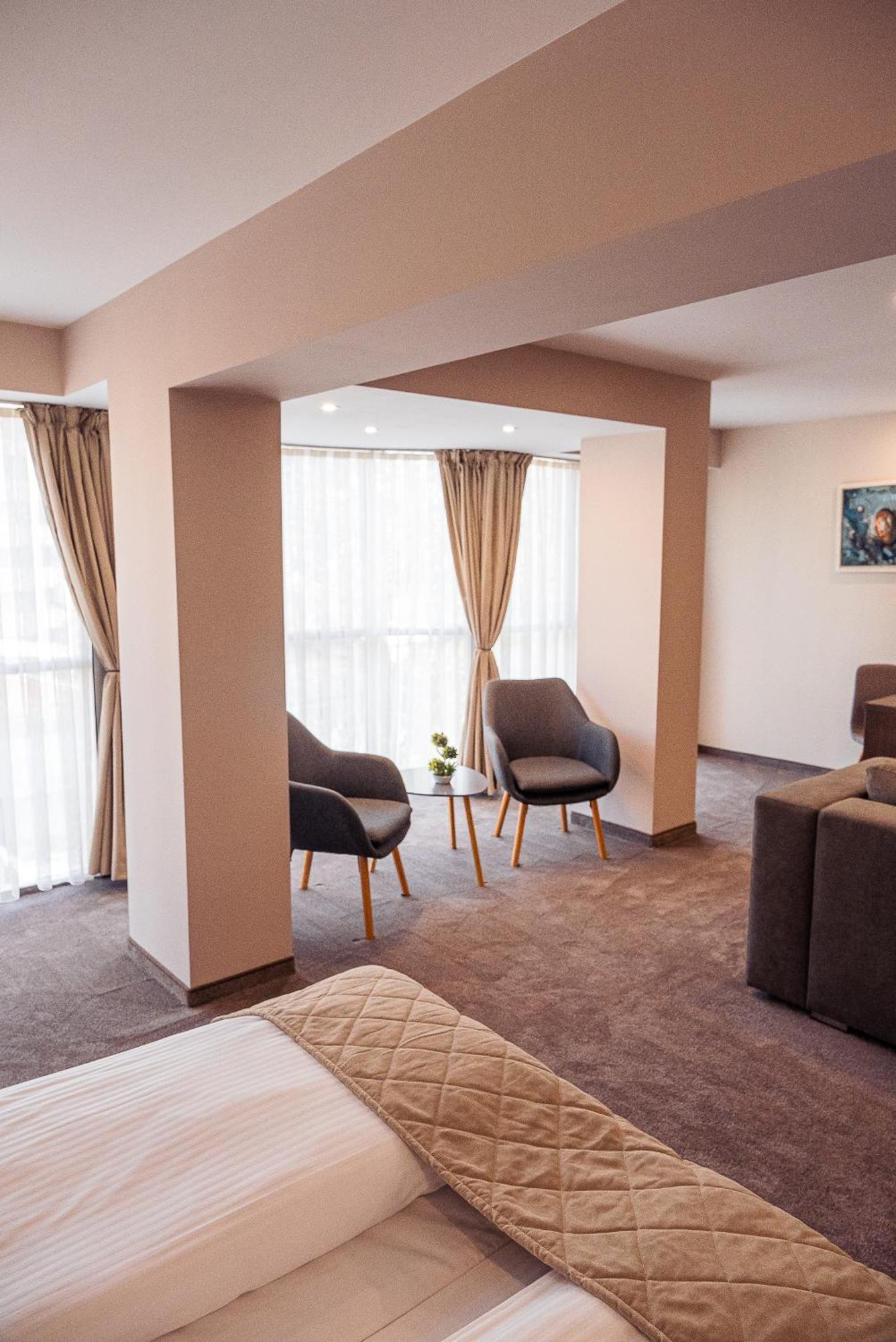 Cityscape Luxury Suites Plovdiv Esterno foto